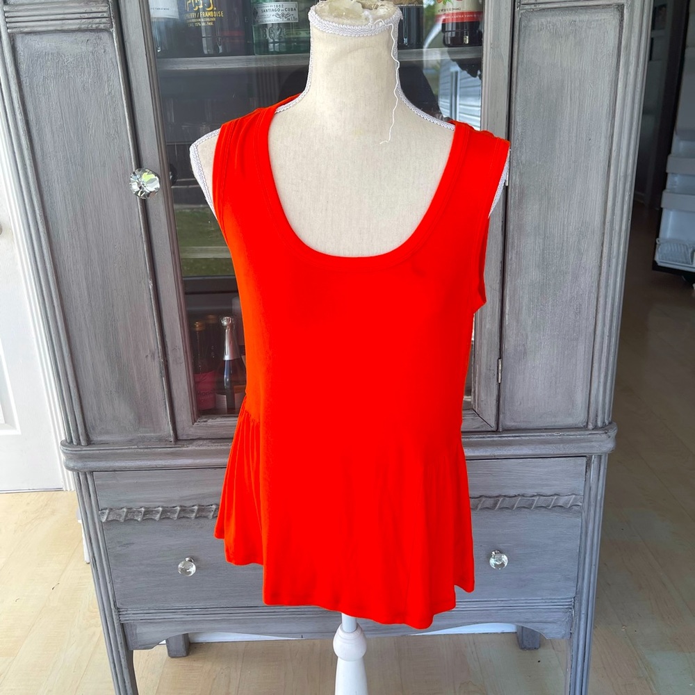 Cabi peplum top 🩷all $3/$4 items are BOGO free🩷